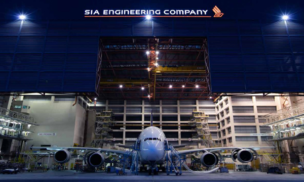 journalaviation's tweet photo. Les activités maintenance de Singapore Airlines souffrent mais ne plient pas @SingaporeAir @StandardAero #SIAEC #Aeronautique #Aviation https://t.co/nQmdz2huXj https://t.co/1Dv1V9lri5