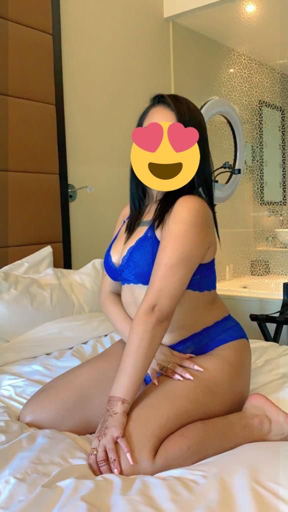 82oc6E's tweet photo. بنات مغربيات وسوريات صغيرات ونظيفات من 18 لين 21 سنة احجز داخل ابوظبي وكلمني 0563250601 https://t.co/5ecsLCbDll