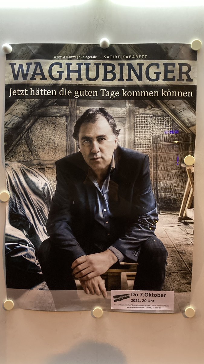 mrtnlhmnn's tweet photo. Selten war ein Titel für einen Kabarettabend passender: Heute abend im Neuen Theater Höchst bei Stefan Waghubinger. Fast 18 Monate nach dem eigentlichen Termin nun endlich heute! Live und in echt. https://t.co/WOodV89eyF