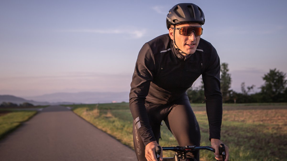 Eliminate the fear of the varied conditions with the <a href="/endura/">John Peters</a> Pro SL 3-Season Jacket - featuring a mix of high stretch, waterproof membrane fabrics, triple rear pocket system, and a separate PrimaLoft® vest for those extra chilly rides. #LiveToPlay #RenegadeProgress