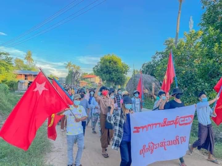 In Tangse Township, youths led a protest march on October 7, led by the Fascist Army.
#WhatsHappeninglnMyanmar 
#OurGovernmentNUG 
#MyanmarMilitaryTerrorists 
#MyanmarEconomicCollapse 
#Myanmar
#AcceptNUG_RejectMilitary