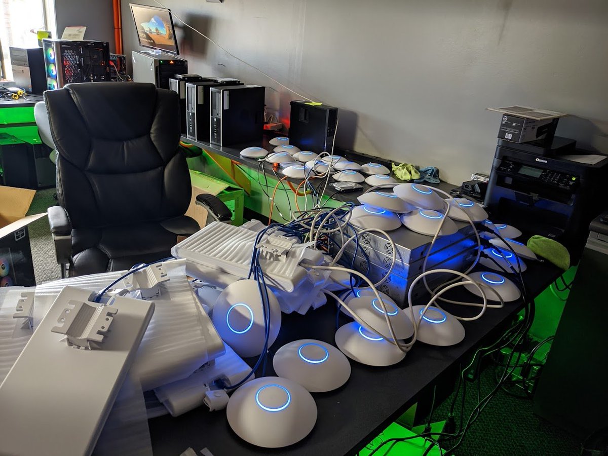 TomLawrenceTech's tweet photo. Working on some more project followup videos.... https://t.co/kIjdlQEvlL