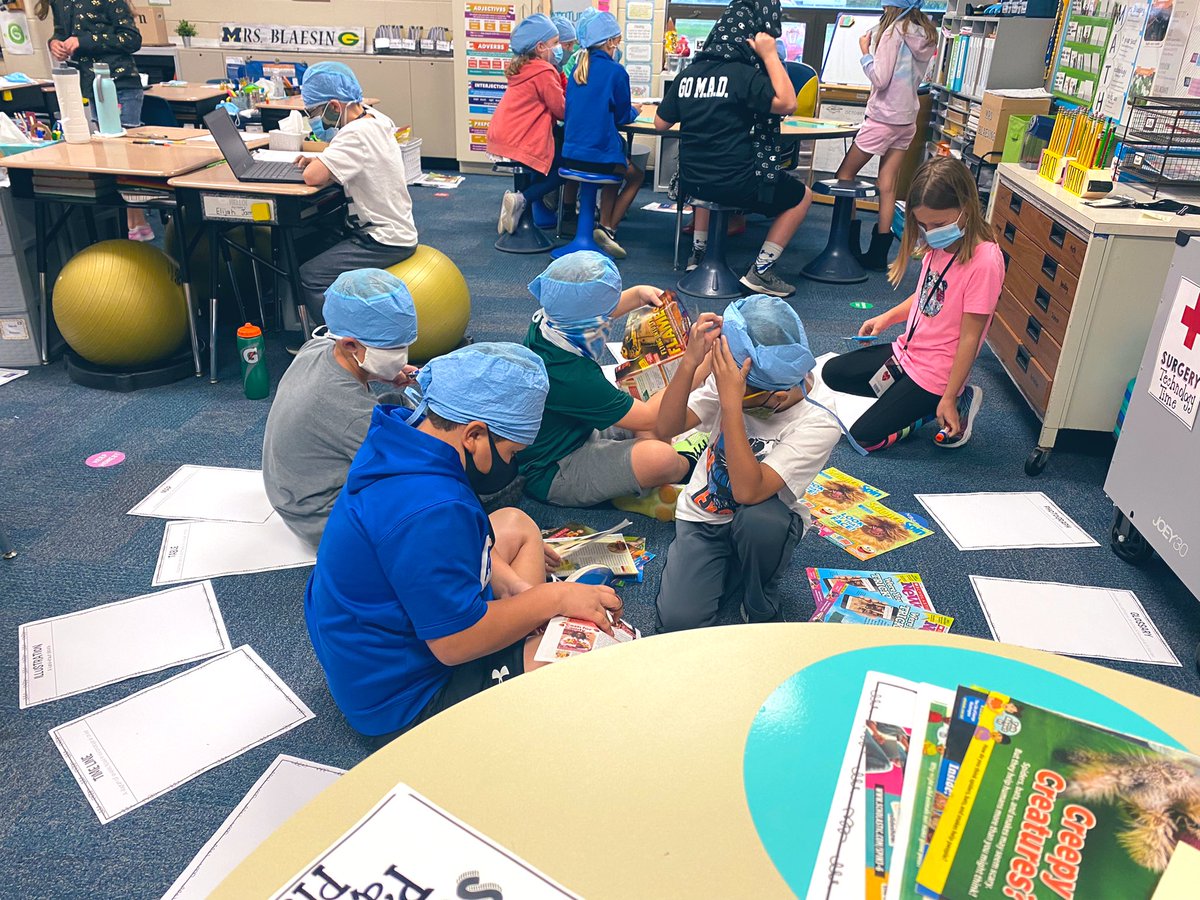 awlsmo's tweet photo. “Doctoring”up in Daily 5 rotations to practice with text features.  #reallifefun https://t.co/0gBagtFiiI