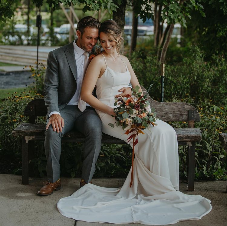 wedbug's tweet photo. Jessica + Steve 💚
#weddingbug #weddingbugstudios #weddingphotography #weddingphoto #weddingphotographer #weddingvideo #weddingvideos #weddingfilm #weddingcinema #weddingmoments #weddingday #wedding #happilyeverafter #love #weddinginspiration #weddinginspo #nashvillewedding https://t.co/2vU16FS8ph