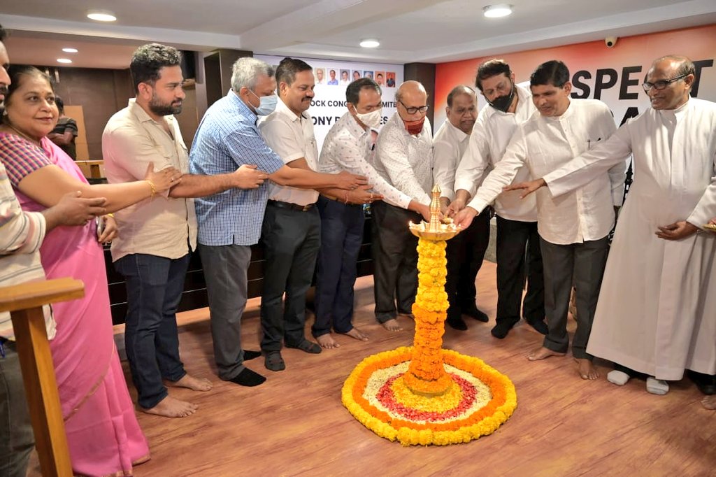 varadmardolkar's tweet image. Congratulations and Best Wishes to @INCGoa Taleigao leader Tony Rodrigues, Taleigao Block Congress, Youth, Mahila, Seva Dal, NSUI and entire Taleigao Congress Parivaar on inauguration of @INCGoa Taleigao Office at Taleigao.
#VoteForRespect
#RespectForTaleigaonkars