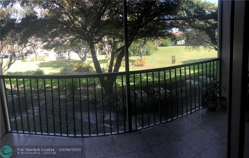 calpilotbretzer's tweet photo. New property just listed in 33027 - https://t.co/NBT0mv5txR https://t.co/koudzz6jMZ