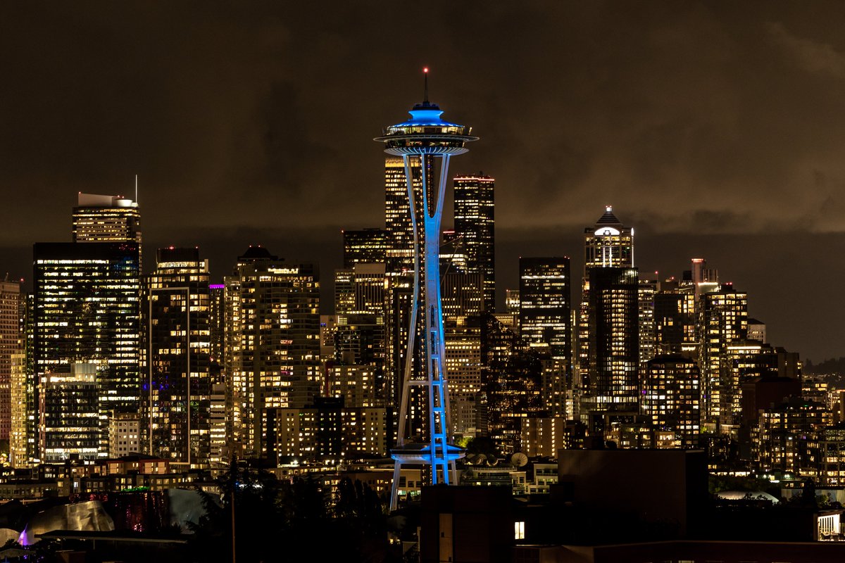 The Seattle Space Needle lit up in blue for the launch of Windows 11 on 10/5