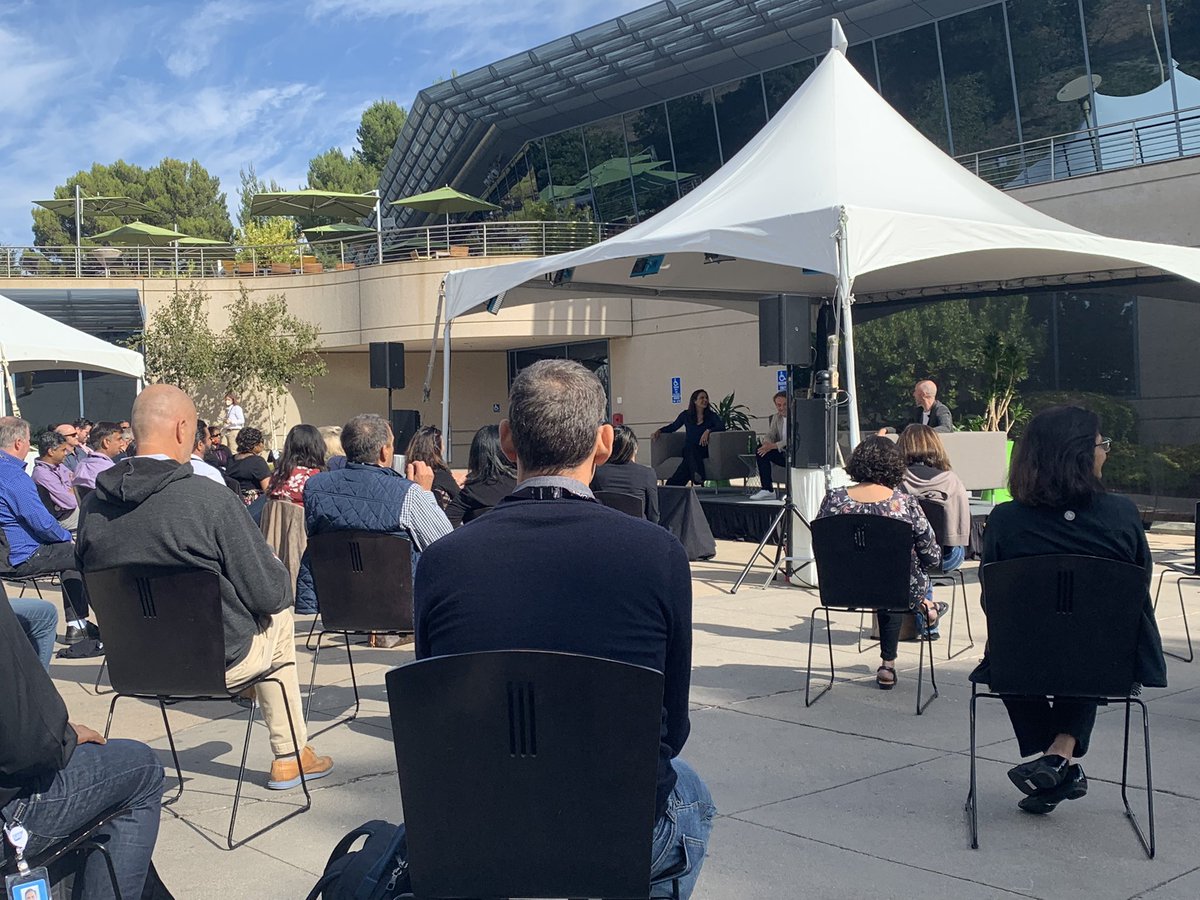 Back in the office! Thank you for great town hall <a href="/ChrstnKlein/">Christian Klein</a> ,@ScottRussell99 &amp; <a href="/AnamarieFranc/">Anamarie Franc</a> Felling safe and excited <a href="/SAP_BayArea/">SAP Bay Area</a>