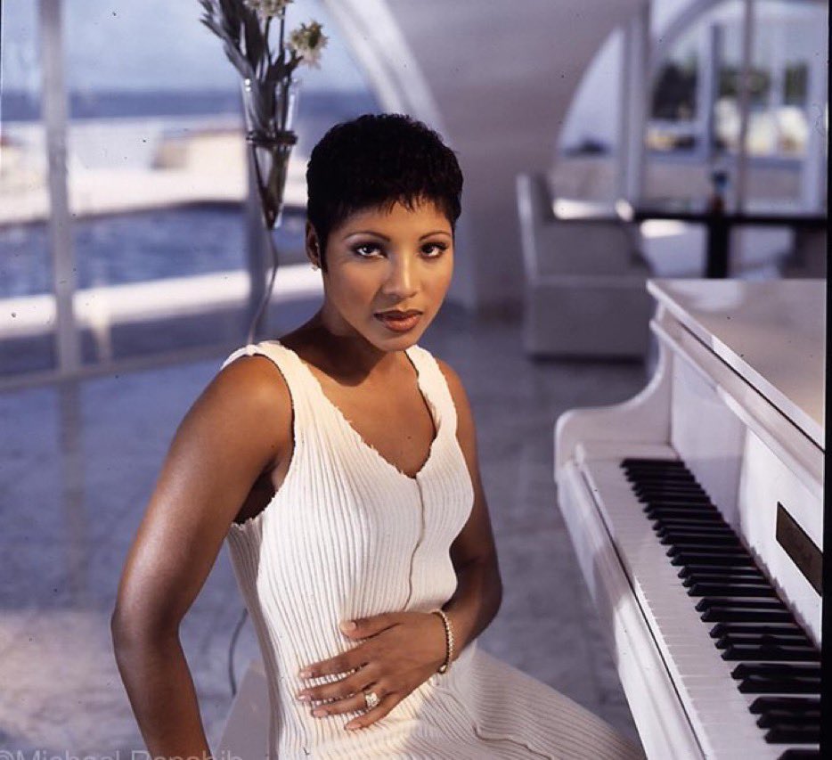 Happy Birthday to the iconic Toni Braxton 