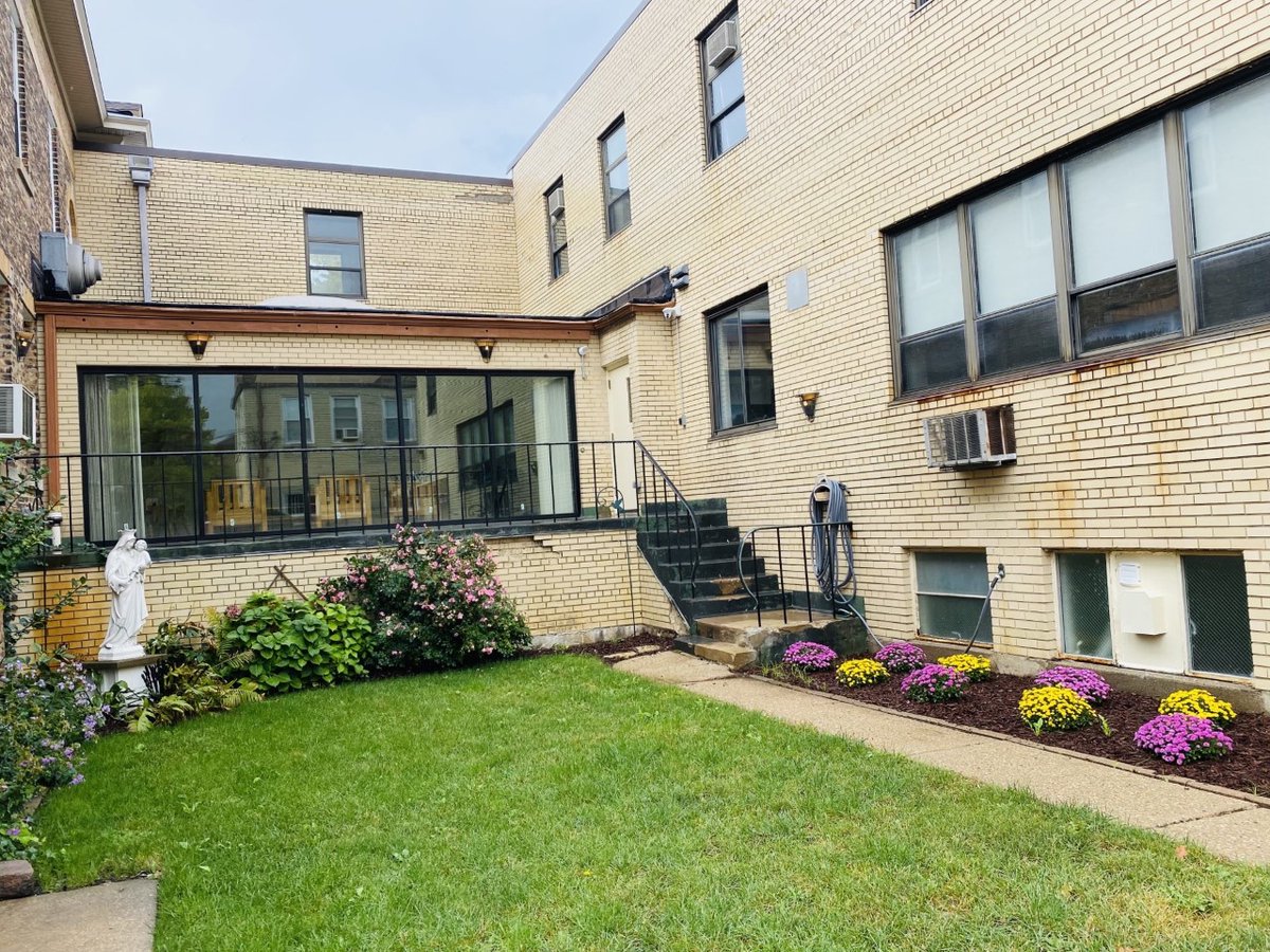 MaryvilleAcadem's tweet image. #Maryville will open another #lifechanging #residentialprogram for #teenmoms soon! We are excited for our #SaintMaryofCelle to be in #Berwyn. Details to follow soon! #savinglives #makingadifference #changinglives #gratitude #betterfuture #children #wearemaryville #adayatmaryville