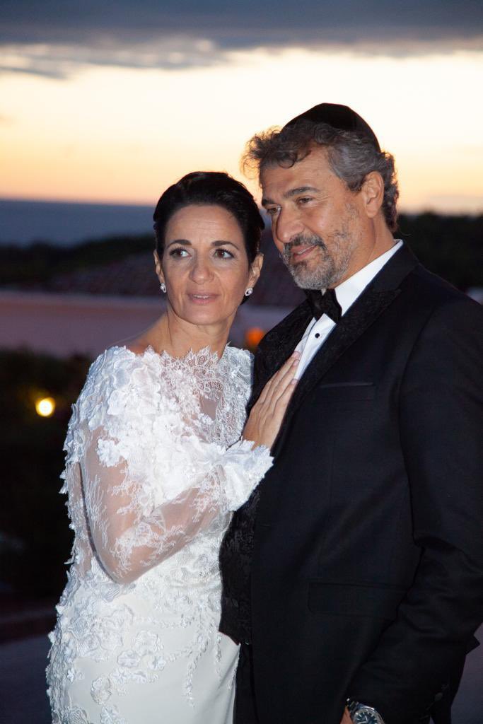 3 ans aujourd’hui que nous nous sommes unis devant D…. 

Chaque jour, notre amour nous aide et nous rends plus forts, unis pour la vie 🙏🏻❤️❤️

#3ans #mariage #amour #ensemble #vie