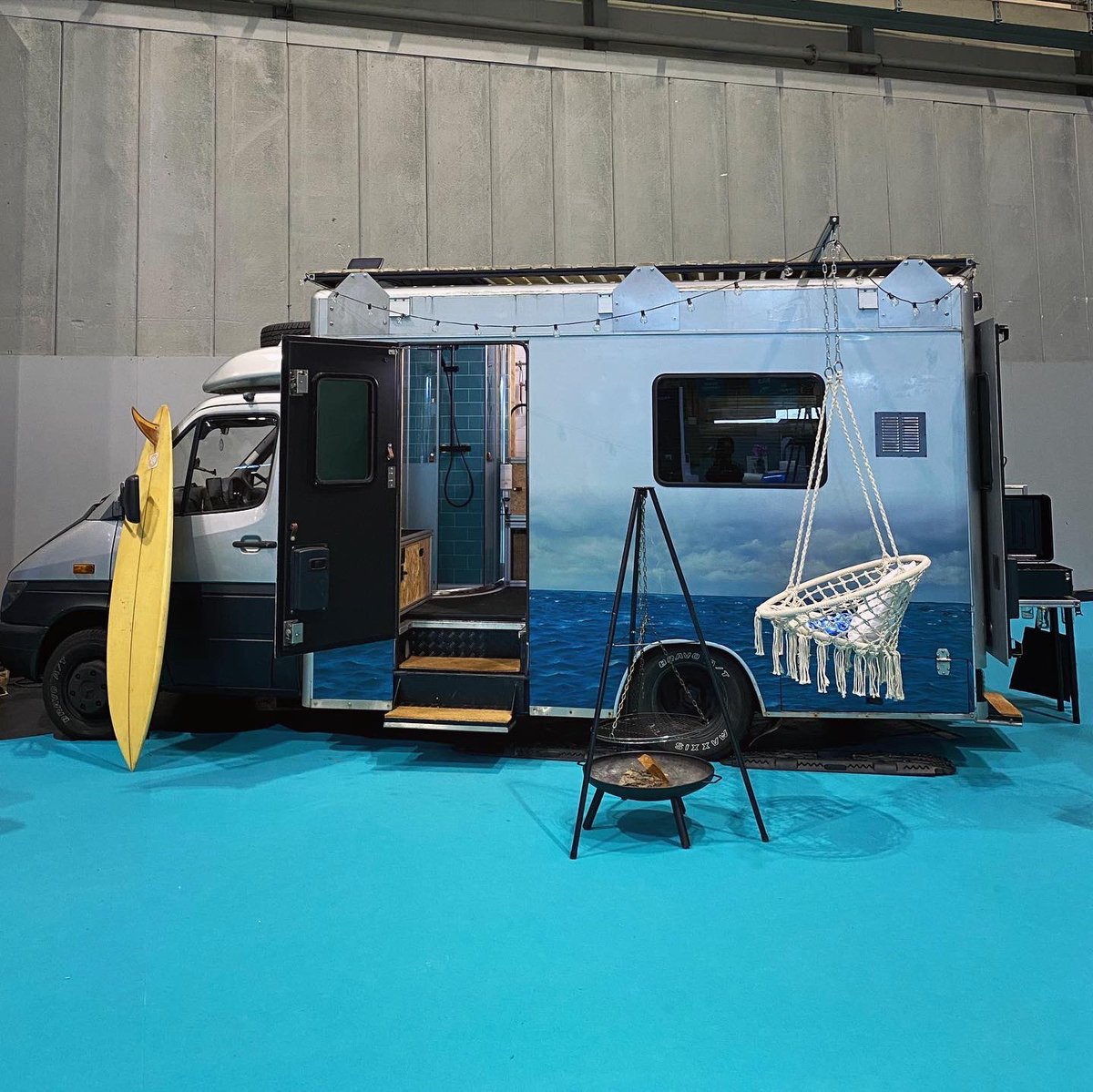 maxreestore's tweet photo. Fantastic first two days at @granddesigns live
@grizzle_abode teaching DIY, @SilverlineTools launching their new 18v cordless range and @outlandishcamp shaking up the camper van scene!
#gdllive #granddesigns #silverline #diy #campervan #toolclub #tinyhome #offgrid #workshopbus https://t.co/KPBHXoNwWJ