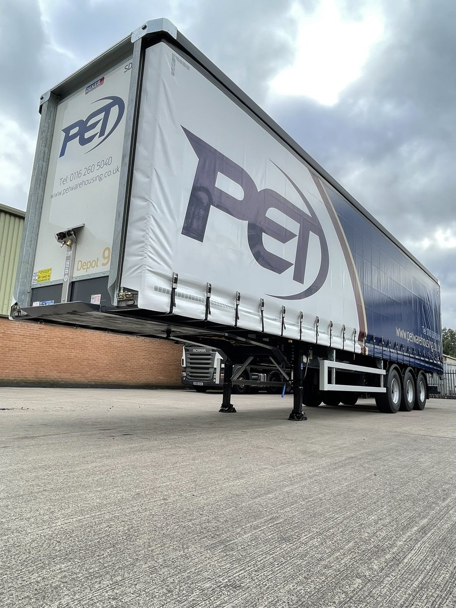 Whoop whoop that’s another trailer added to the ever growing fleet at PET #logistics #transport #palletnetwork #leicester #transport #haulage