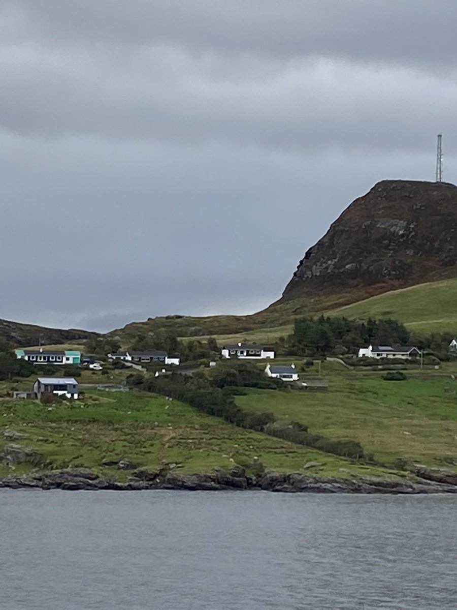 Delivery to the Island of Lewis, got to see some Dolphins on the way aswell 🚚🐬🚢 #UKn01Courier #Hebrides <a href="/VisitScotland/">VisitScotland</a> #SteelGlassLTD