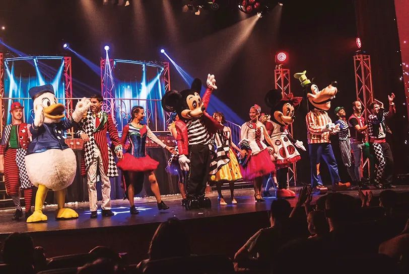 Esta semana en el Teatro Apolo
...
🔘"ANTHONY BLAKE; SI! TIENE SENTIDO"🔘
VIERNES 8 DE OCTUBRE
🕣20:30H
.
(MENTALISMO) 
🔘"MAGIC DREAMS🔘
SÁBADO 9 DE OCTUBRE
🕣17:00H Y 19:00H
(MUSICAL INFANTIL)
.
+info y venta de entradas
🏬Casa Municipal de Cultura🏬
🌍tourmiranda.es🌍