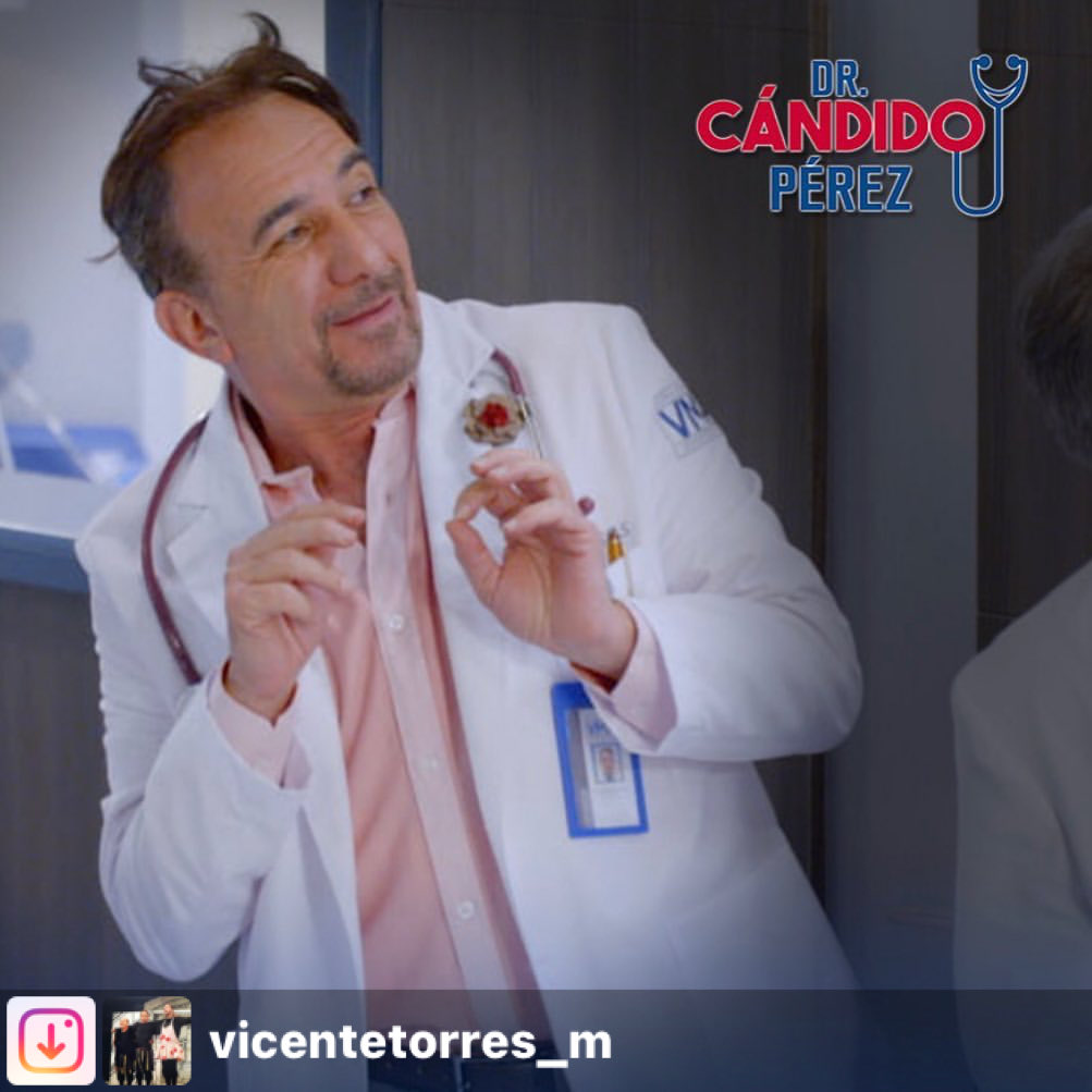 dramartestudio's tweet photo. Hoy Jueves Dr. Cándido Pérez 11pm. Nuestro Querido Director y Acting Coach de #DramArteStudio #VicenteTorresActor interpreta al Dr. Farías.        Además de formar parte del equipo de dirección. 
#DrCándidoPérez 
Hoy jueves después del Noti. 
#ConLasEstrellas https://t.co/G4ICupjAvO