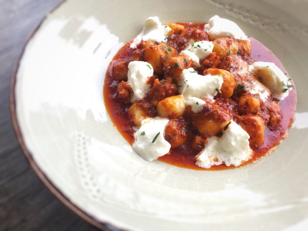 vanfoodster's tweet photo. Try the Gnocchi Nduja & Burrata al Mare @ArtusiNewWest for dinner starting today (Wednesday - Sunday) until October 31 https://t.co/9DQZsdAiYo #Pastachallengeyvr https://t.co/aXS1TpjVGv