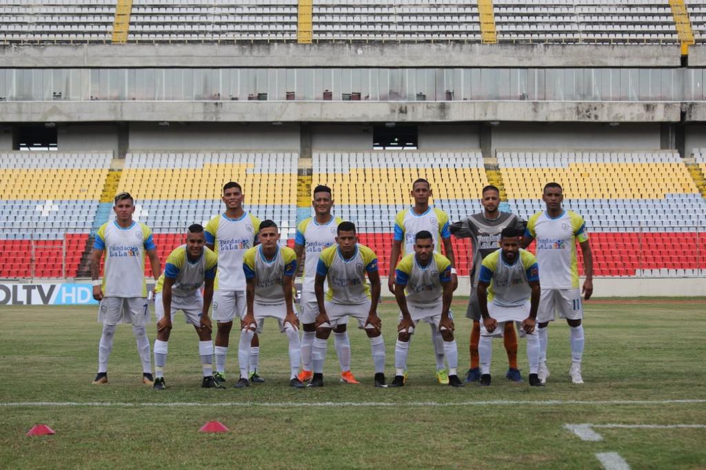 SoyNuevaPrensa's tweet photo. Lala FC #Amenaza con no salir a jugar motivado a impagos salariales - https://t.co/gPRiQ8rlKO
#SoyNuevaPrensa #ImpagosSalariales #LalaFC #NoSalir #Deportes #Fútbol https://t.co/JhWTUJGojY