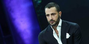 viaggrego's tweet photo. #Corona attacca la #sinistra: ” Io trattato da #Criminale. E #Lucano condannato a 13 anni è #difeso da tutto l’#establishment” https://t.co/rg0rLpTK05 https://t.co/B1ZGrMap7M