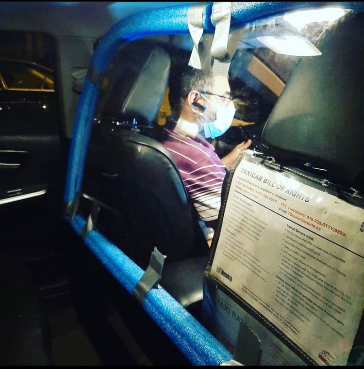 BeckTaxi's tweet photo. Our safety is on point!
In car shield ✅
Driver in a mask ✅
Sanitization of high touch points ✅ ✅ ✅
You can feel safe knowing Beck will get you there.
#BeckSafety #RidesinTO #SafetyTO #BeckTOgether https://t.co/JiFS3TfiRM