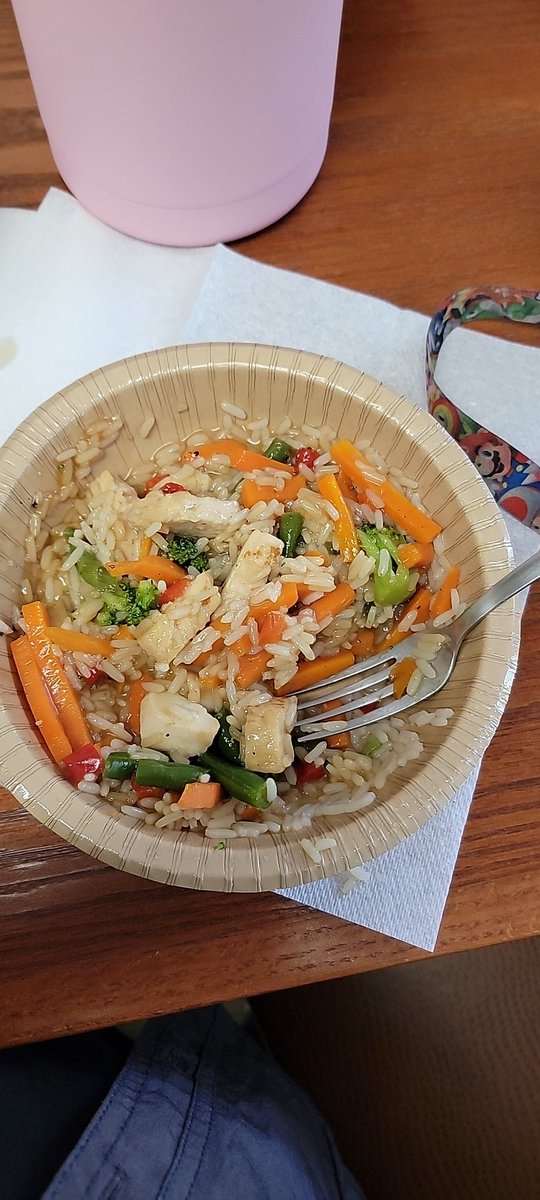 Papayabetic's tweet photo. According to the box...this dish is 67 carbs. Do I believe the box or nahh?
#diabetes #carbcount https://t.co/lMF0iA8ZgY