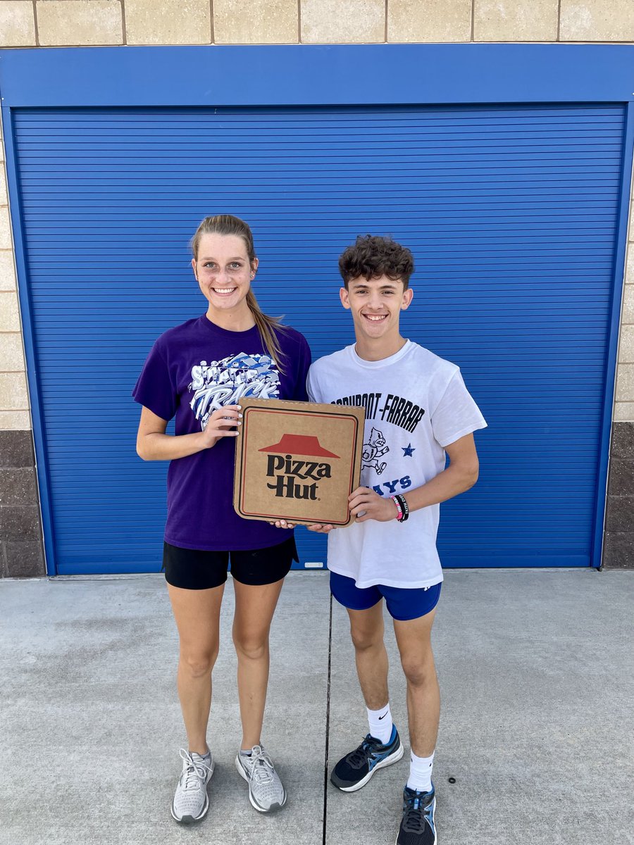 Wow! These two seniors had great performances (and life time PRs) at their last regular season high school XC meet. They are definitely ready for the post-season. Regan and Devin are your Pizza Hut Player of the Game recipients. https://t.co/G1v16g0HLv