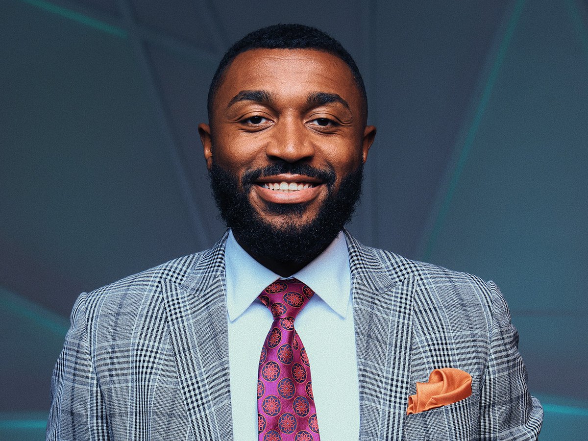 WRLDSHKRS's tweet photo. Theres no better leader than our leader. We appreciate and honor you on today and everyday. Thank you for your 3 years of labor and love. We love you like God loves you. Happy Anniversary Pastor J @jdnvn 

#BuildingPeople #WorldShakers #WrldShkrs #JDNVN #JeremiahPhillips https://t.co/kOI2qJM5rR