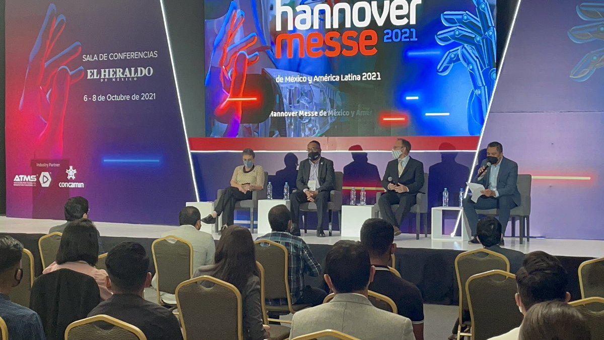 UTLmex's tweet photo. La Dra. Yoloxochitl Bustamante participa en el panel ¿Cómo puede mi expresa ser parte de la Educación Dual? #UTL presente en #HannoverMesse2021 #SomosComunidadUTL #OrgulloUTL https://t.co/K2Oy39FGv2