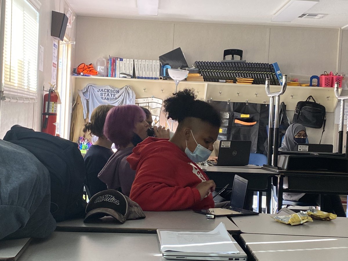 West Potomac coding club starting up with visual studio coding @wphscodingclub <a href="/yearbook_wphs/">West Potomac HS Yearbook</a>