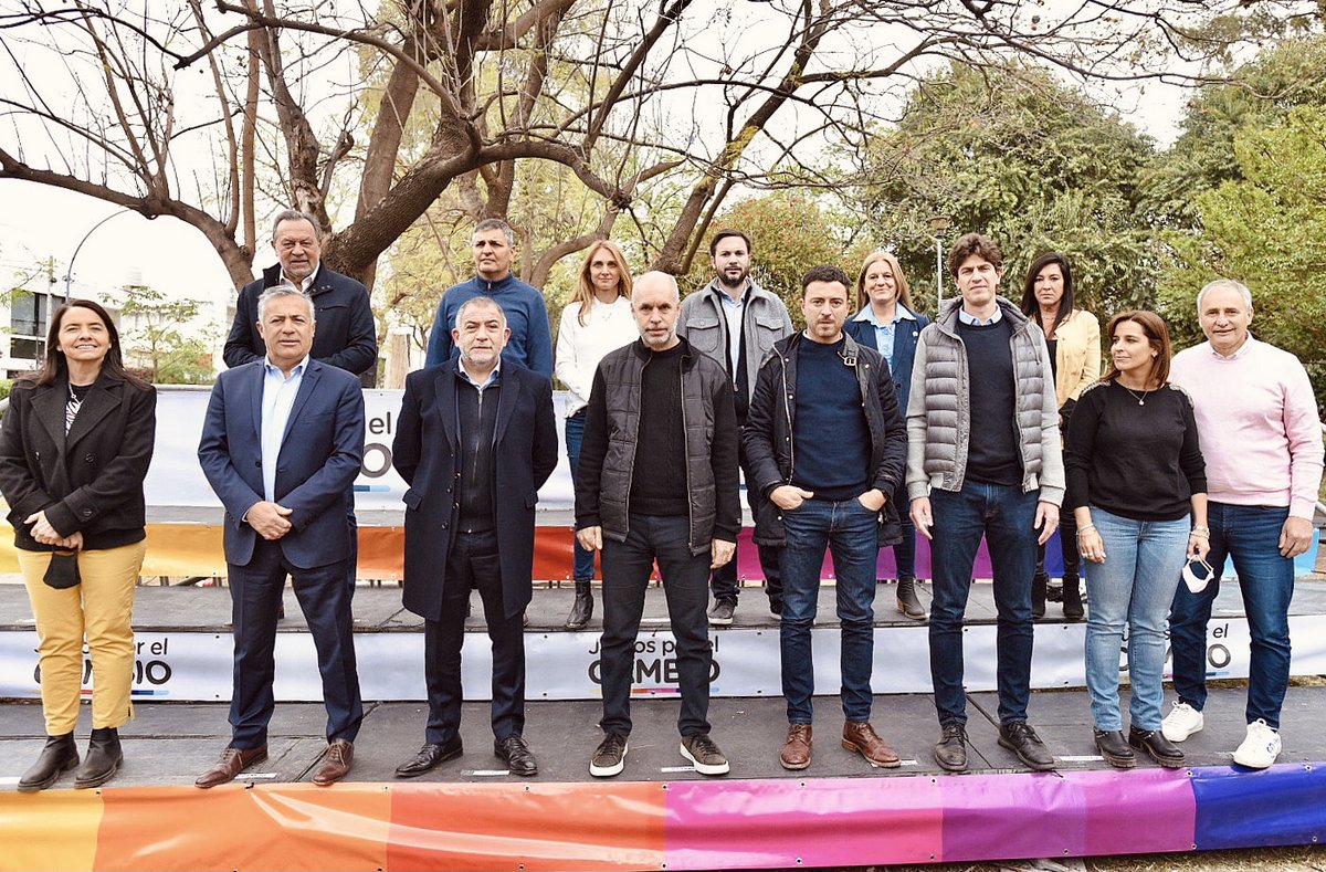 horaciorlarreta's tweet photo. En septiembre escuchamos el pedido de los argentinos en las urnas, y en Córdoba hay lista de unidad de @juntoscambioar. Con @ljuez, @rodrigodeloredo, @GustavoSantosOk y @marioraulnegri estamos listos para construir en equipo el país que nos merecemos. https://t.co/39P2xXCMl1