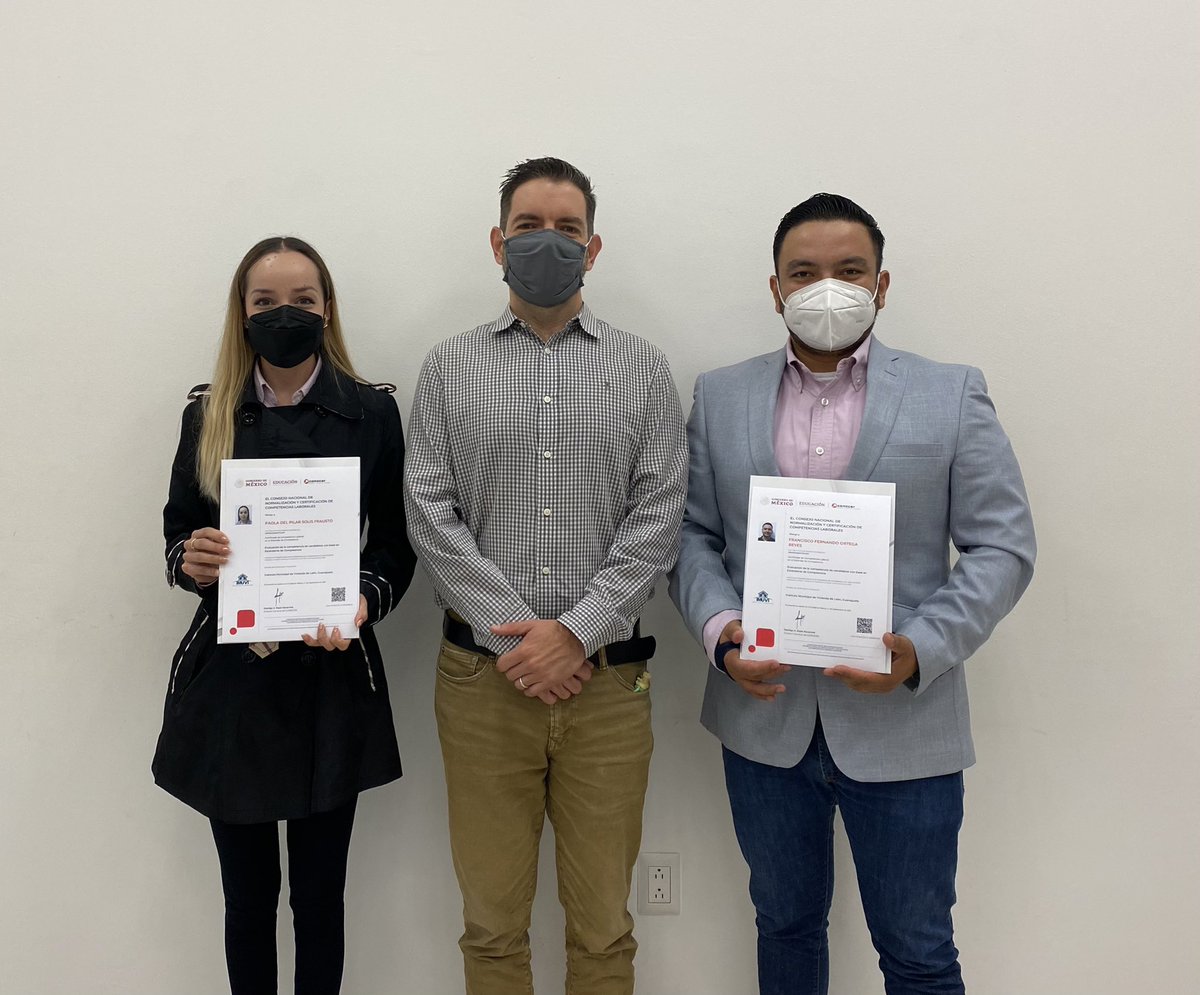 IMUVILEON's tweet photo. #AtenciónDeCondominios ✍🏻☝🏼🙋🏻‍♂️🧏🏼‍♂️🏢🏘️

Emitimos nuestros primeros certificados como ENTIDAD DE EVALUACIÓN Y CERTIFICACIÓN DE COMPETENCIAS, en el estándar EC0076 “EVALUACIÓN DE LA COMPETENCIA DE CANDIDATOS CON BASE EN ESTÁNDARES DE COMPETENCIA”, que otorga el @ConocerMx (1/2) https://t.co/AbuTijCkxU