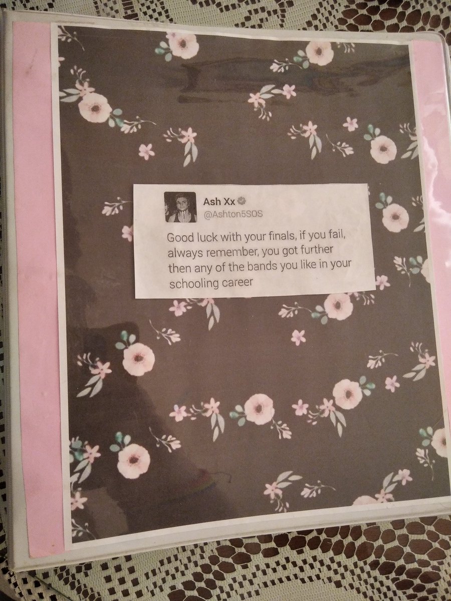 entropymgc's tweet photo. I'M A LAWYER! 
i wanted to come on here and say thank you to my favorite people for being with me always during these past 5 years, i carried ashton's tweet on my folder since the beginning of my career to help me with my anxiety and honestly saying thank you isn't enough❤
@5SOS https://t.co/d2LLpeBPRj