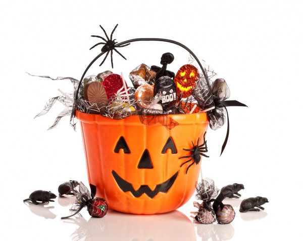 The candy donation boxes are OUT!

The boxes are located inside Plumas Bank at 336 W. Main Street, and Sav Mor Foods between aisles 2 &amp; 3.  All donated candy will be given to Chamber member businesses for Safe Trick-or-Treat.  #halloween #candy #quincyca #plumascounty