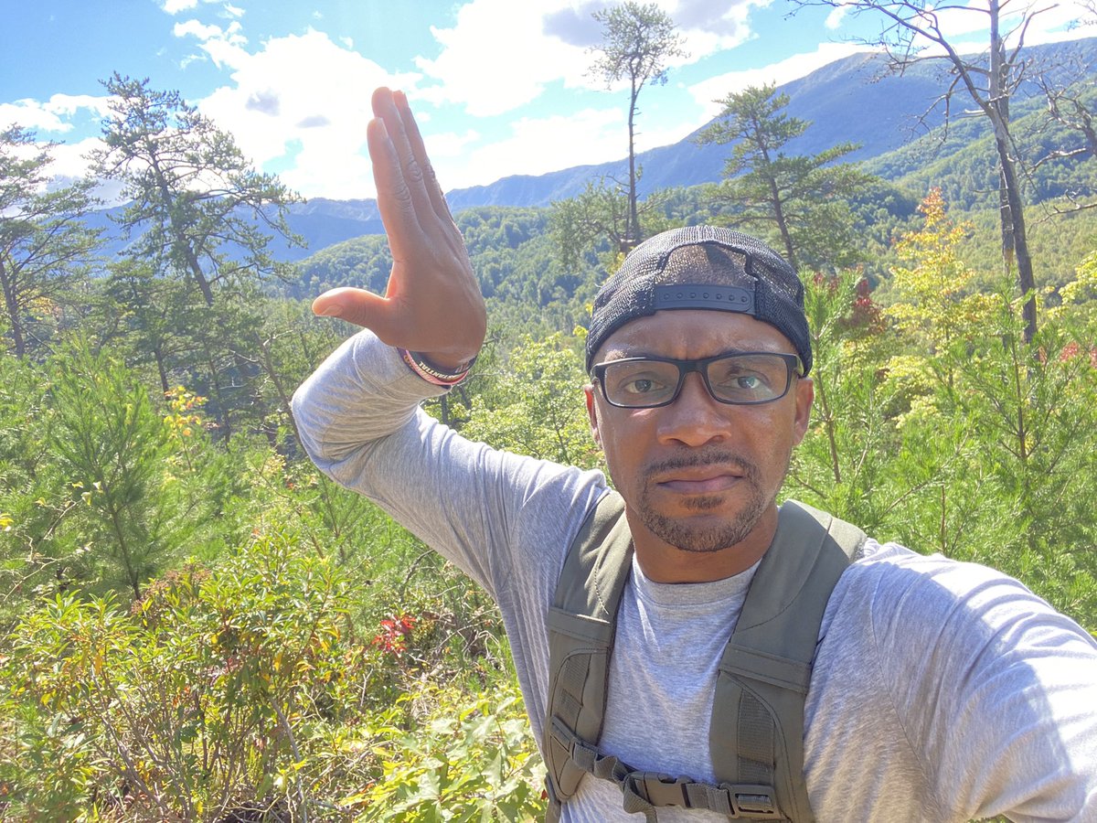GregWho's tweet photo. Graduated from the nice paved open trails to the paths less traveled. 7.5 in and still climbing. Call it symbolism but this month I’ll be a little closer to 40 and I feel like I’ve still got a long steep climb ahead. https://t.co/S5C1nVbEJJ