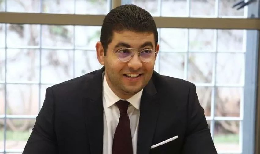 Mehdi Bensaid, du sang neuf à la Jeunesse, la Culture et la Communication

bit.ly/3BmYKNY