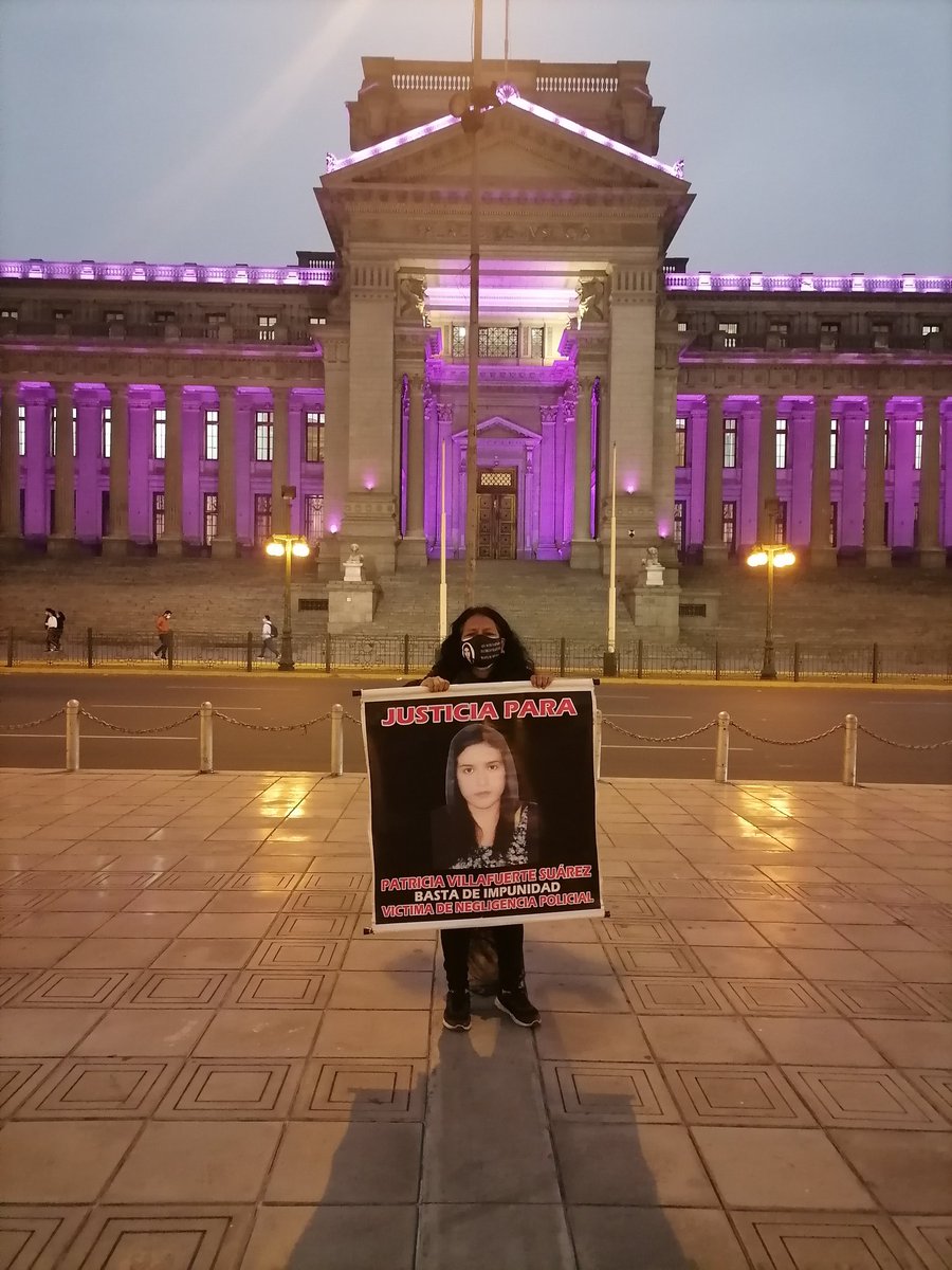 ParaVillafuerte's tweet photo. LA POLICÍA NO ME CUIDA
2 AÑOS Y UN MES SIN JUSTICIA PARA MI HIJA PATRICIA VILLAFUERTE SUÁREZ!!🥺
NO ME RENDIRÉ CONTINUÓ EN MI LUCHA✊BASTA DE VIOLENCIA ENCUBRIMIENTO E IMPUNIDAD POLICIAL😡
EXIJO JUSTICIA PARA PATRICIA VILLAFUERTE SUÁREZ AHORA!!
@FiscaliaPeru
@MininterPeru https://t.co/T3Z0wXeY17