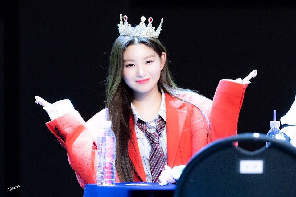Everyway_twt's tweet photo. 𝑫𝒆𝒔𝒄𝒆𝒏𝒅𝒂𝒏𝒕𝒔 𝒐𝒇 𝒑𝒓𝒊𝒏𝒄𝒆𝒔𝒔𝒆𝒔 𝒂𝒏𝒅 𝒗𝒊𝒍𝒍𝒂𝒊𝒏𝒔, 𝕤𝕚𝕩 𝕝𝕚𝕘𝕙𝕥𝕤°✮↺ #MAELY 🌸 #PIXY2ndCB + #SCREAMwPIXY
Alto todo el mundo que @twtpixy regresaron, así que por favor, paren de respirar un segundo para que las reinas respiren dignamente 🛐. https://t.co/fNSIFHFBEM