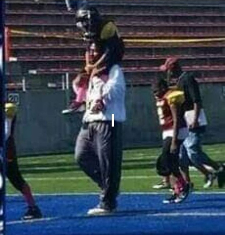 <a href="/mikehuntley63/">Michael Huntley</a> @SantaAnaSaints <a href="/ray_casillas10/">raymond casillas</a> <a href="/WeAreERFootball/">El Rancho Football</a> <a href="/ServiteFootball/">Servite Football</a> <a href="/ray_casillas10/">raymond casillas</a> is one of mine too!! This is Raymond "Squirrel" and myself back in the day! I love that kid!