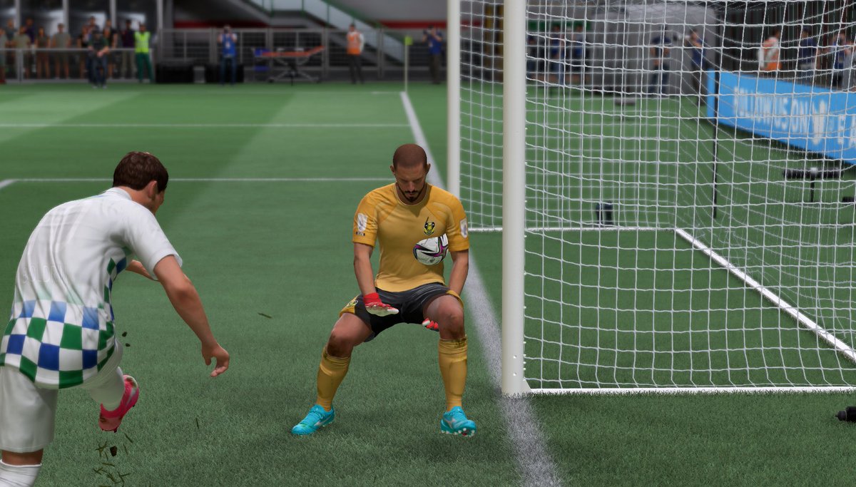 GHarties's tweet photo. My experiences with Fifa 2022 so far sigh..
@Nick28T Big advice stay away from career mode cuz this happens @EASPORTSFIFA 
#FIFA22 #FIFA #Footballfail https://t.co/XoGzdA46uG