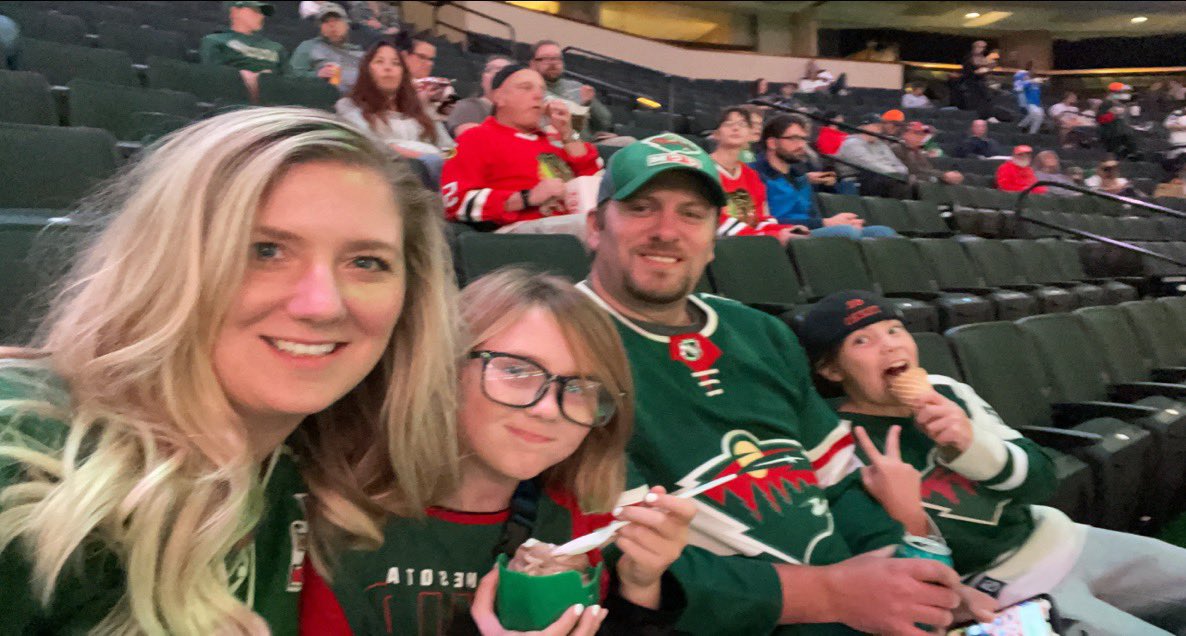 Hhrabs's tweet photo. @mnwild  our favorite place ❤️ https://t.co/KzIHf2ZcsH