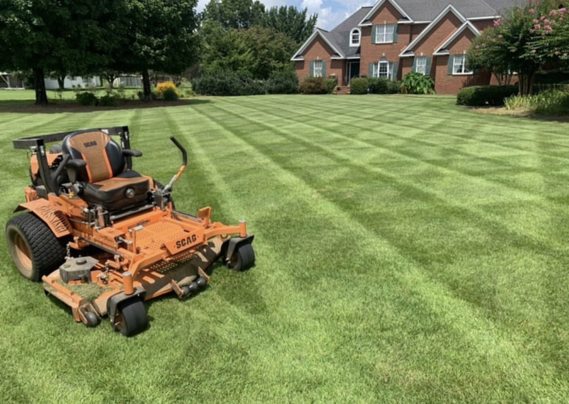 ScagPower's tweet photo. How many hours have you clocked this mowing season?! π₯β°
πΈ @kyle_nelson92 (via IG)
#SimplyTheBest #TheScagDifference #ScagNation #ScagMowers #Scag #CatsEyeGold #TurfTiger #ScagTurfTiger https://t.co/xgd6rR94I2