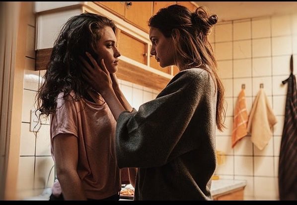 GladysLizbethG1's tweet photo. Ya quiero ver a Las Hermanitas 💖🖇@macabeso
MACA X LUCIANA B
#MacarenaAchaga
#MacaBeso2021
#LaIraDeDios
#buffalofilms https://t.co/pYqREdMULQ