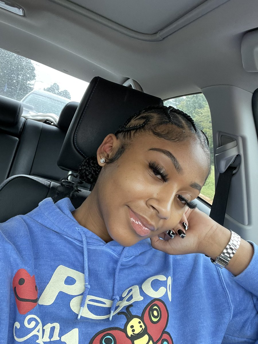 thejourneyrene's tweet image. Love N’ Fly $hit 🍒