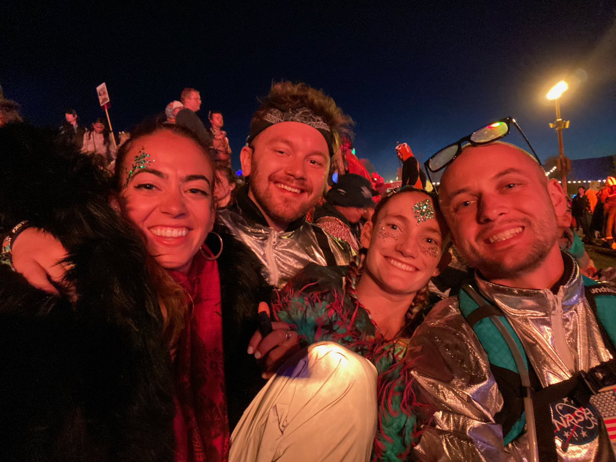 IMVSPVCEMVN's tweet photo. If ya don’t know who I’m talking about out. Check out these beautiful and amazing people. I couldn’t be any happier to part of such an amazing group of humans ❤️‍🔥 https://t.co/UvHezENdYP