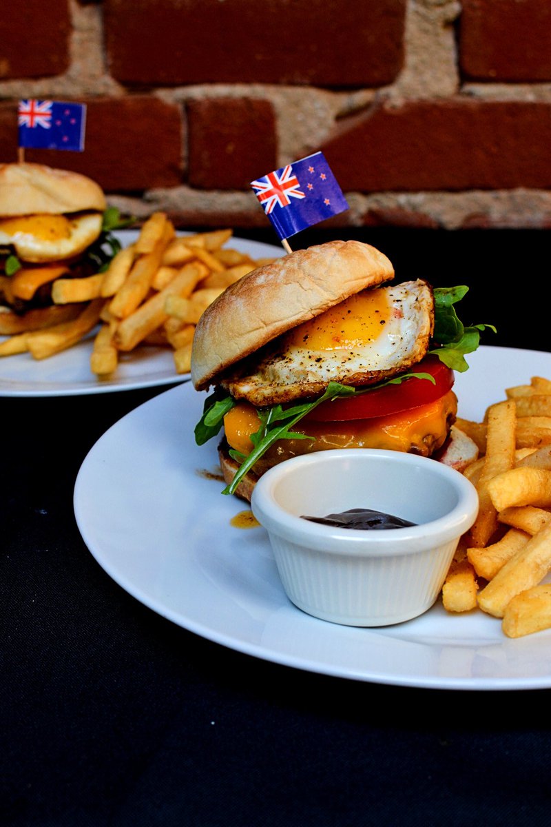 HubRwc's tweet photo. Kitchen now open for #newzealand inspired food menu. Wednesdays to Fridays 5-8:30 😊 #kiwipies #lambburger https://t.co/Xtjh0yS48O