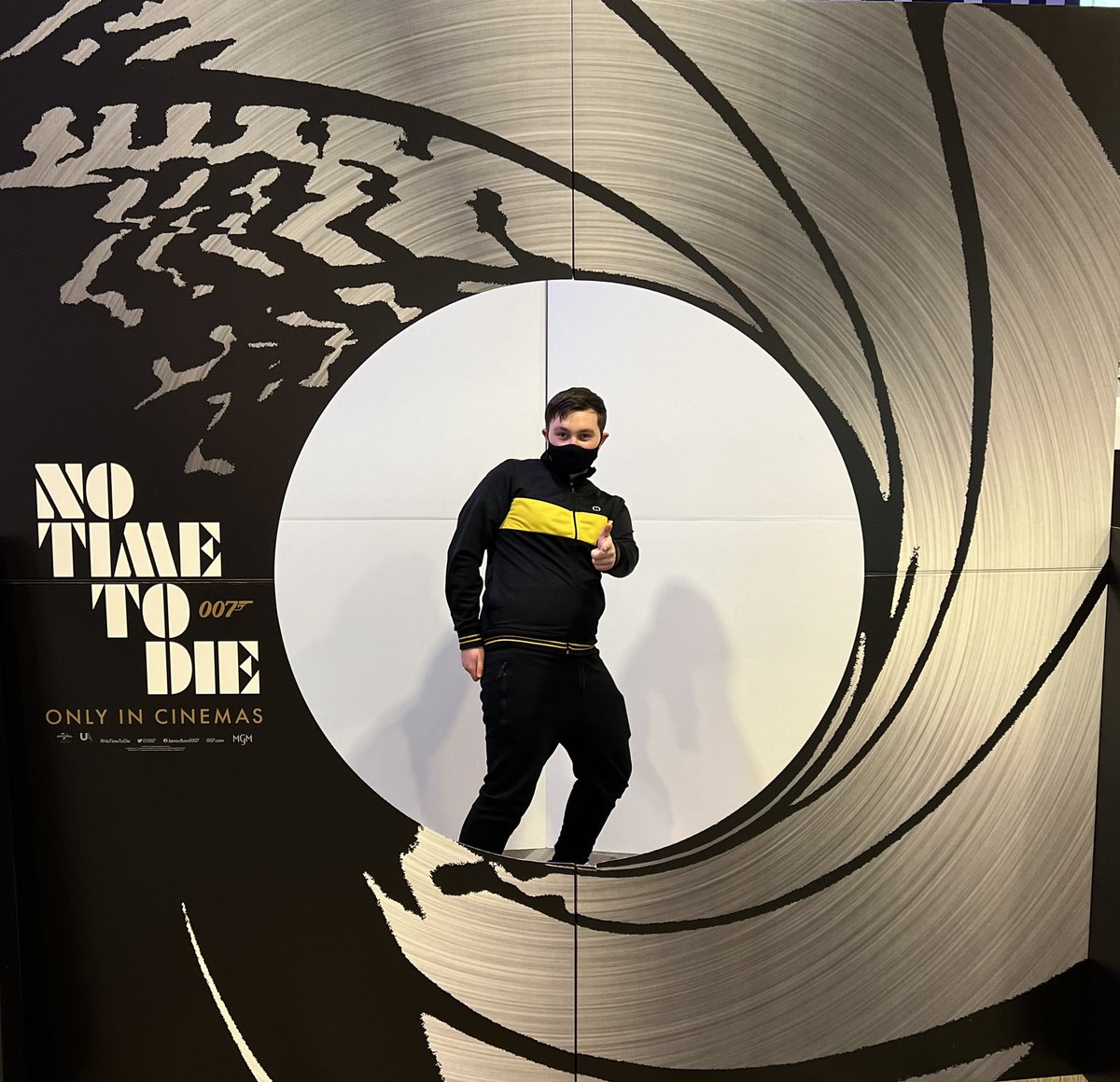 mattfromconsett's tweet photo. Just watched ‘No Time To Die’ and every single time Daniel Craig said ‘yeess’ it triggered a @shaunwkeaveny cart wall flash back…
#NoTimeToDie #cartwall #Yes https://t.co/J6Bvc6lwy5