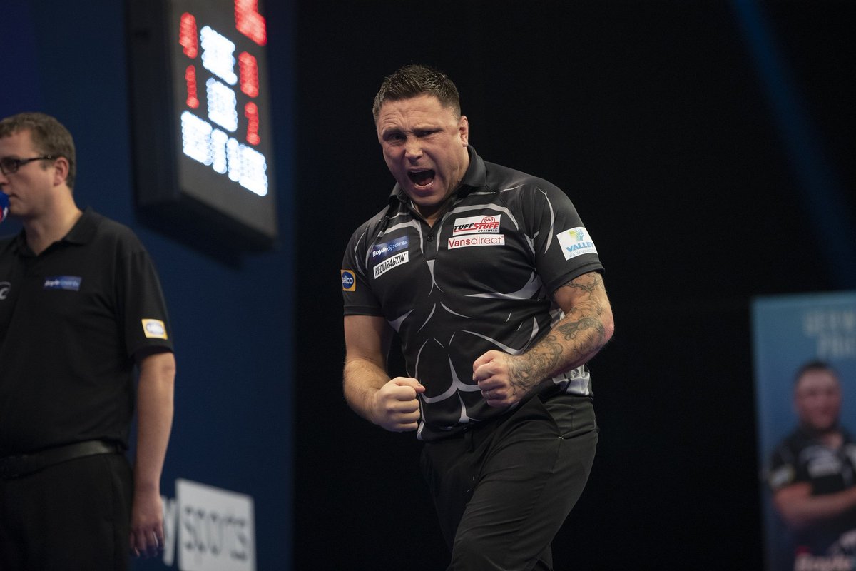 Gezzy wins 3-0 in sets against Dave Chisnall and is through to the Semi-Finals <a href="/Gezzyprice/">Gerwyn Price</a> 👏