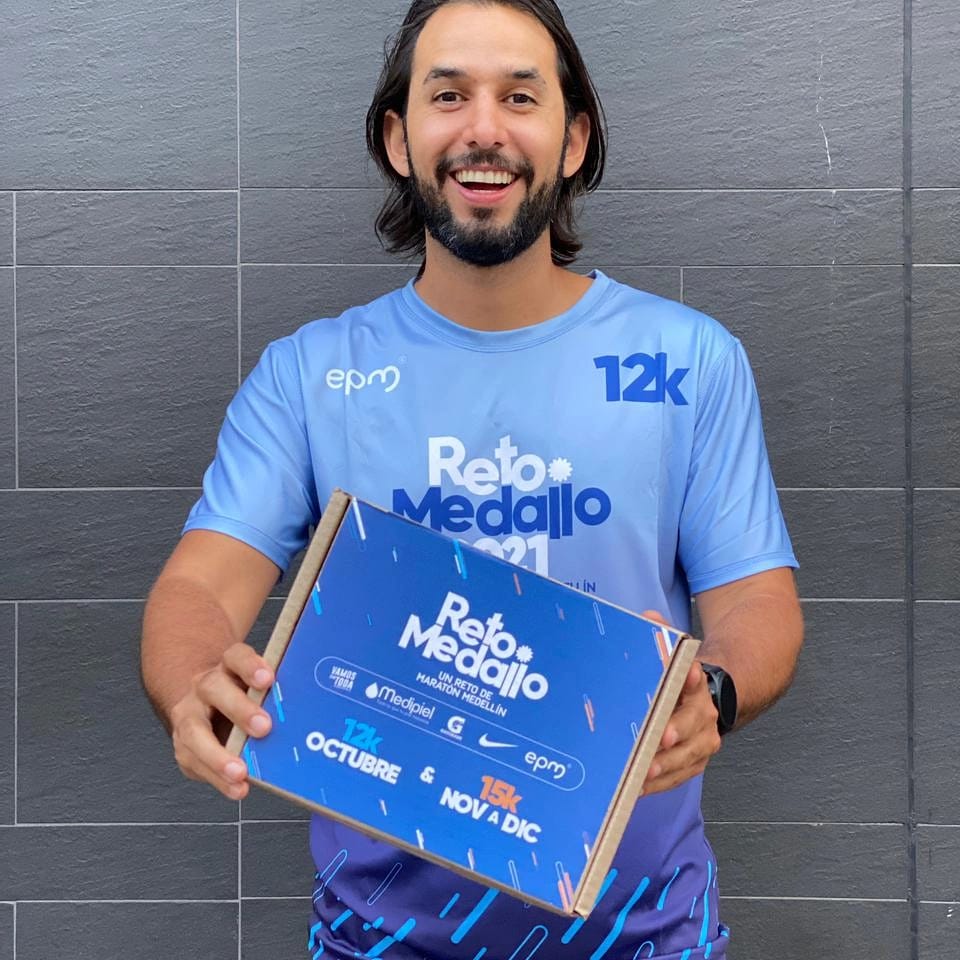 EPMestamosahi's tweet photo. Octubre llega con el tercer #RETOMEDALLO 🏃‍♀️🏃. Ponte objetivos, compite contigo mismo y corre 12 km, entre el 16 y 24 de octubre, para seguir motivado este 2021. Inscríbete en https://t.co/qLoqmdB4Ep y recibe tu kit de corredor. Apúrate, no te quedes sin cupo 🏅@MaratonMedellin https://t.co/WMH4ZtiNFy