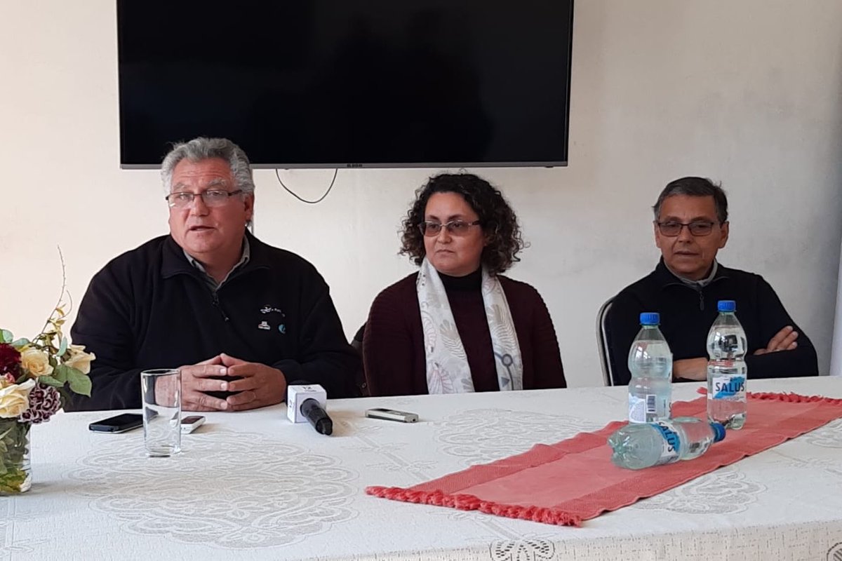 FenapesUruguay's tweet photo. ELECCIONES ANEP
Recorrida Nacional
En defensa de la Educación Pública

Visitamos Melo con los candidatos de la Lista 11, @jmazzoni11 y Marta Farías.
Mañana seguimos en Lavalleja.

#SinDocentesNoHayEducación
#SinEducaciónNoHayFuturo
#VivaLaEducaciónPública

📷@leonardoduart68 https://t.co/O2pgCuef0o