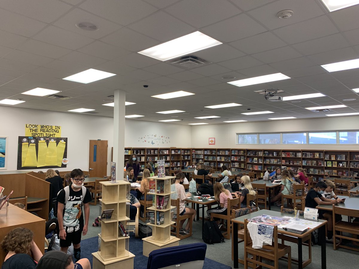 Study hall is going well <a href="/Hinson110/">Hinson</a> 😊